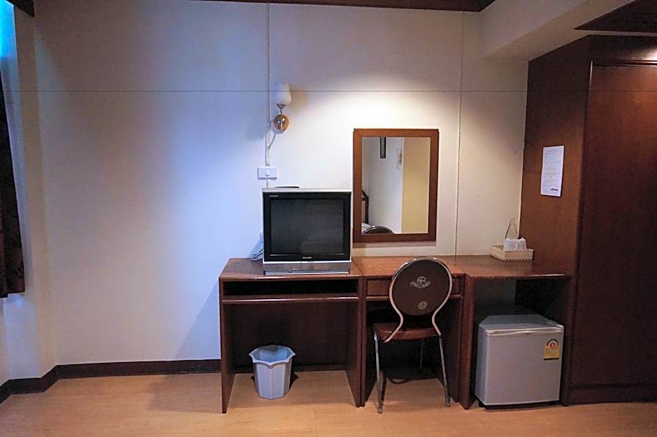 Supak Hotel
