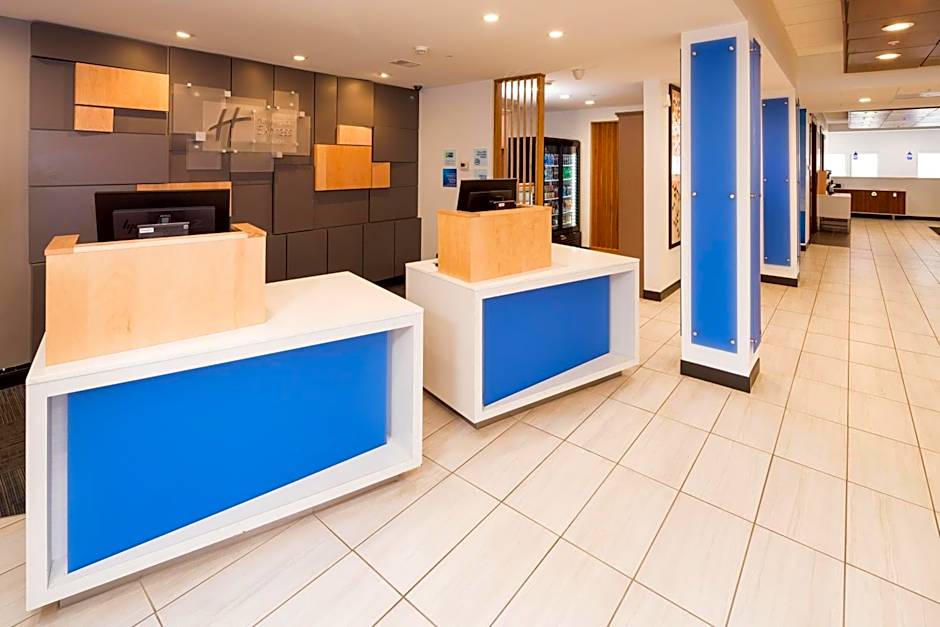 Holiday Inn Express Hotel & Suites Grand Blanc By IHG