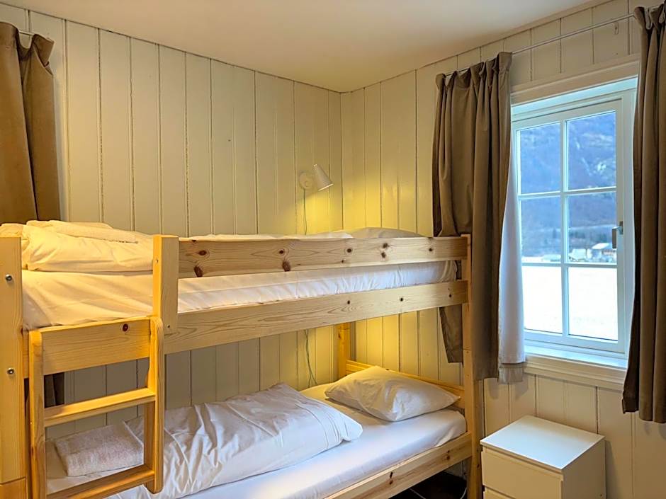 Brekke Gard Hostel