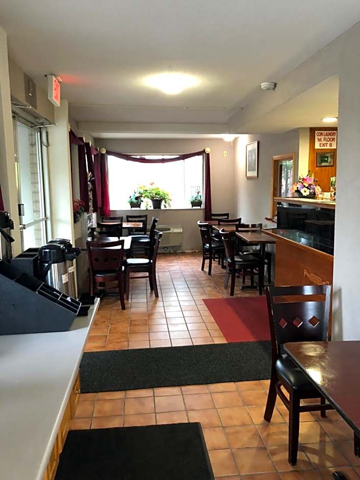 Latham Inn