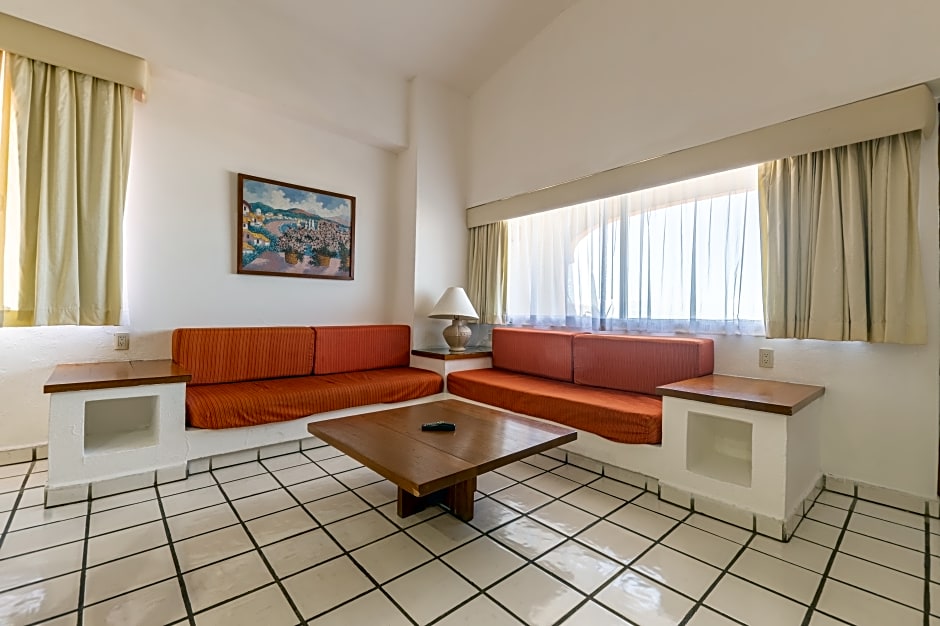 Photo 1 of 4 of Suite, Ocean View