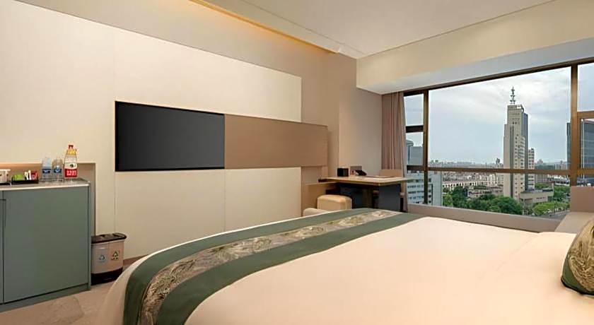 Zhangjiagang Guomao Hotel