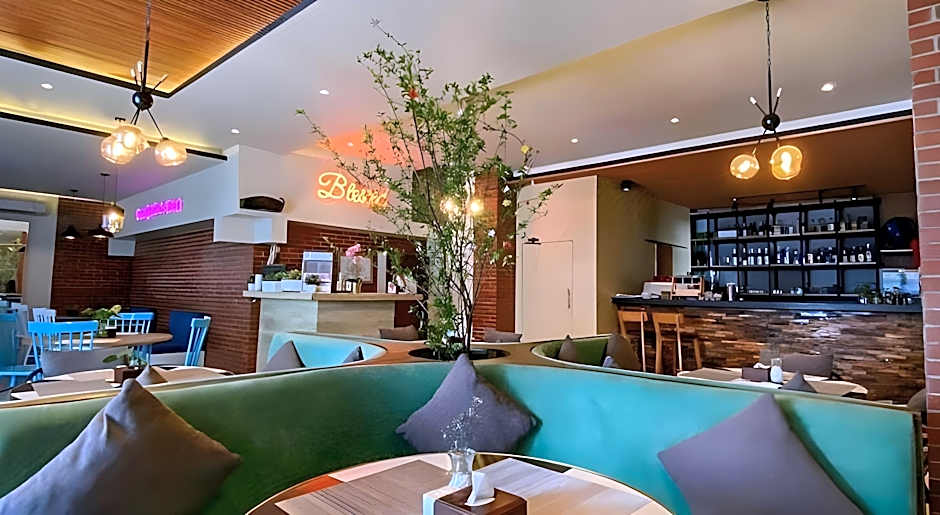 Kaloka Airport Hotel