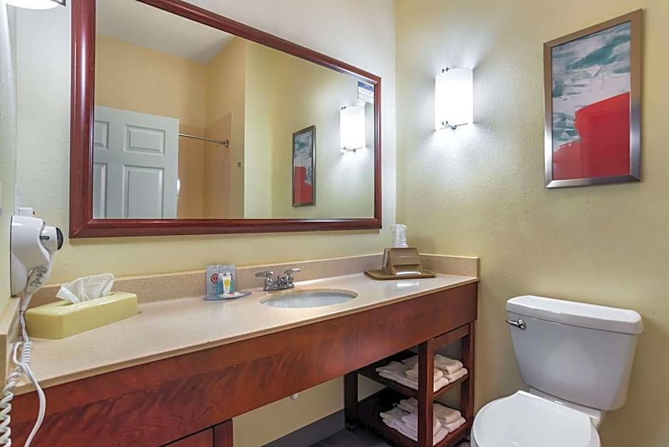 Comfort Inn & Suites Crestview
