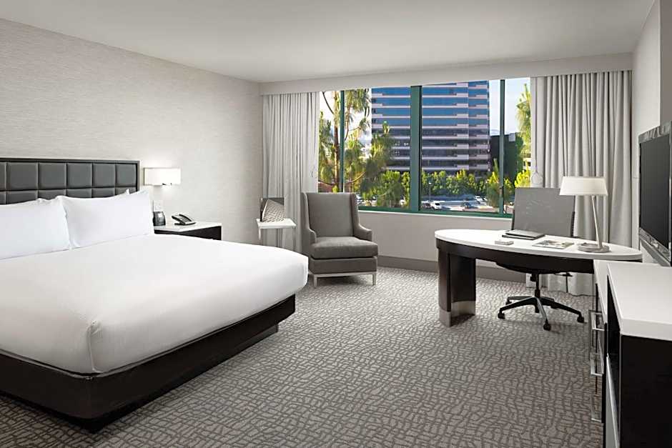 Hilton Woodland Hills/Los Angeles