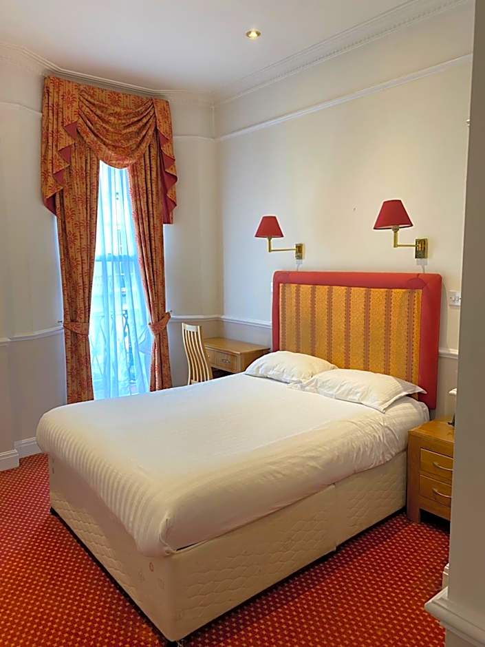 Hyde Park Radnor Hotel B&B