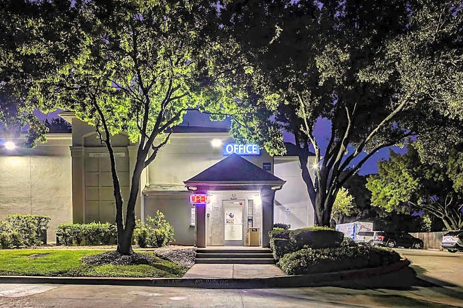 Studio 6-Arlington, TX - South - Dallas