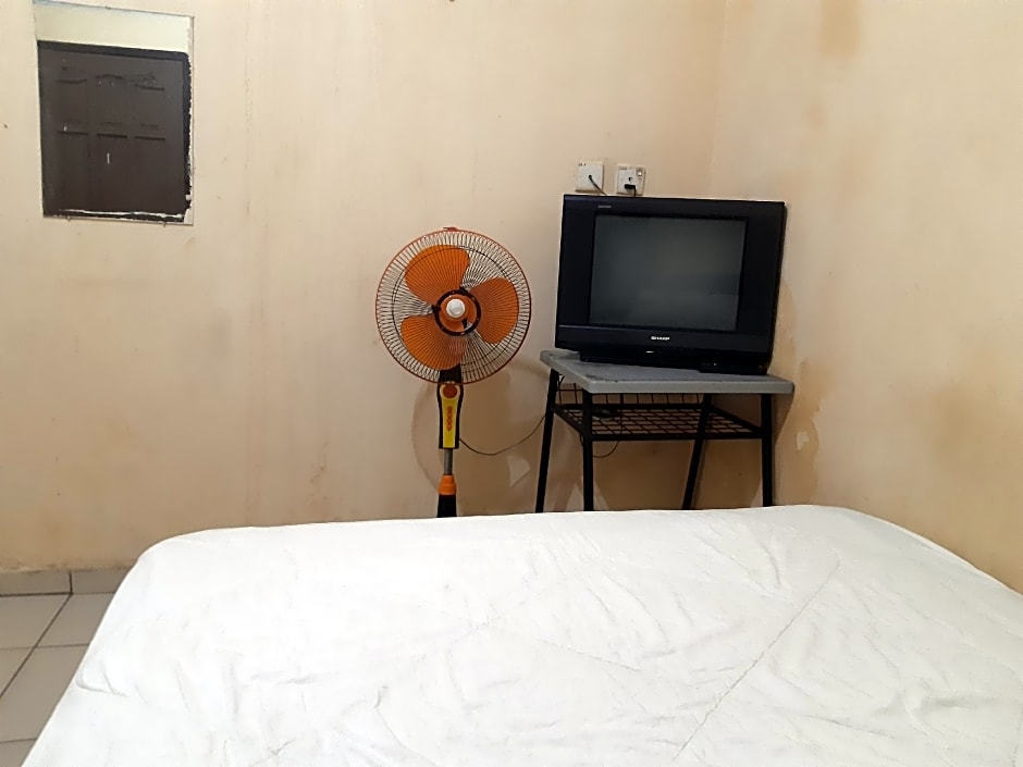 SPOT ON 92492 Pelita Satu