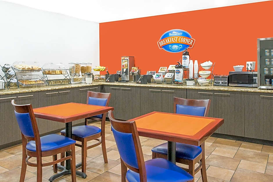 Baymont by Wyndham Green Bay