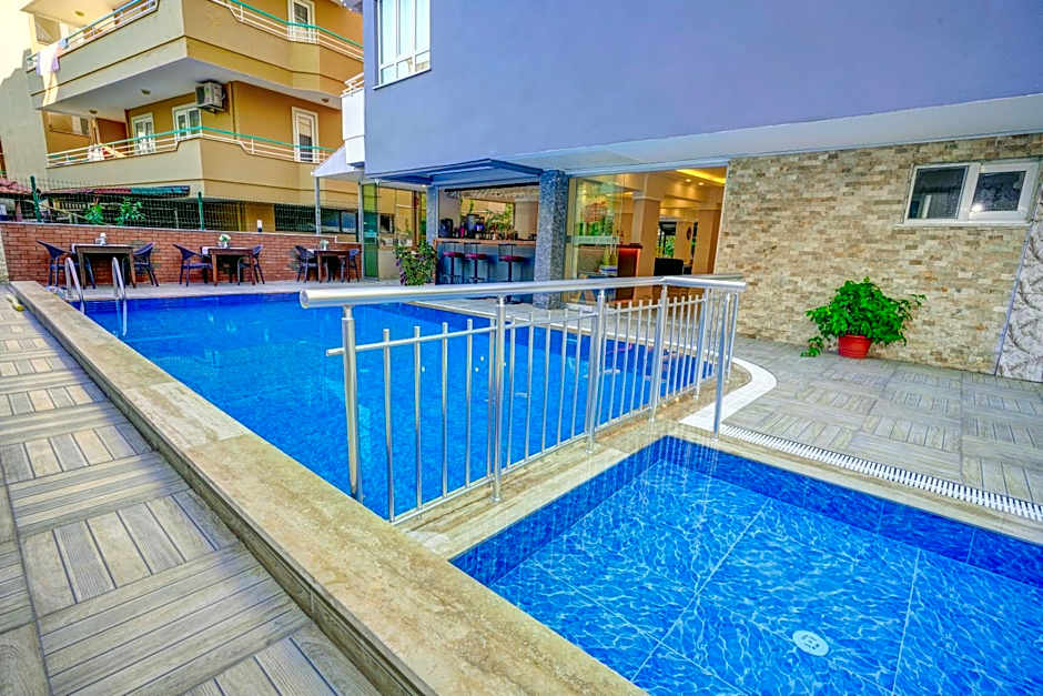 Miss Cleopatra Hotel