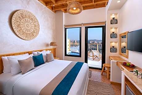 Double or Twin Room with View