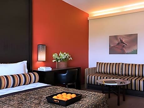 Quadruple (2 Adults + 2 Children)