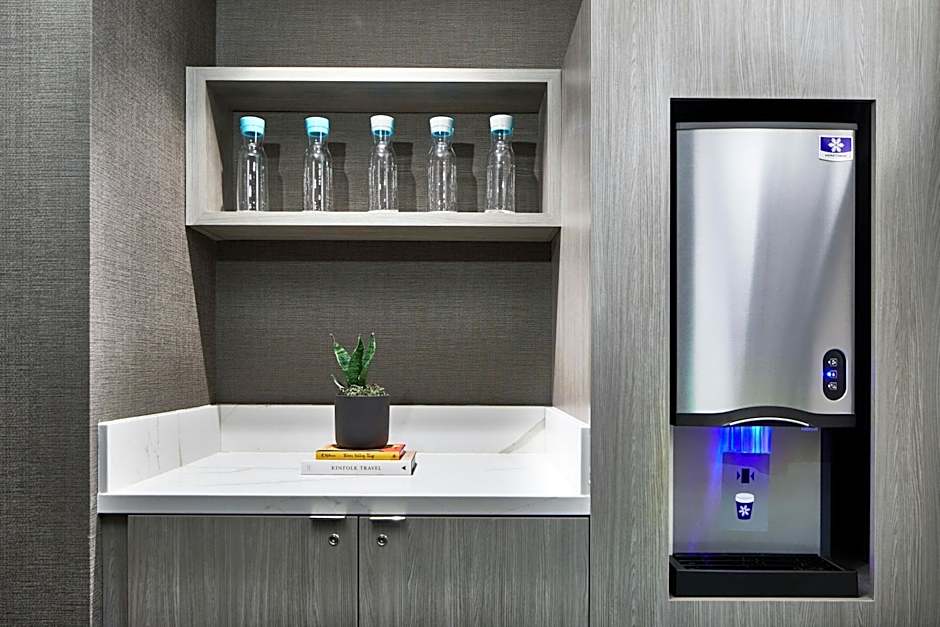 AC Hotel by Marriott Sacramento