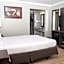 OYO Hotel McAllen Airport South - 1 mi from McAllen Medical Center