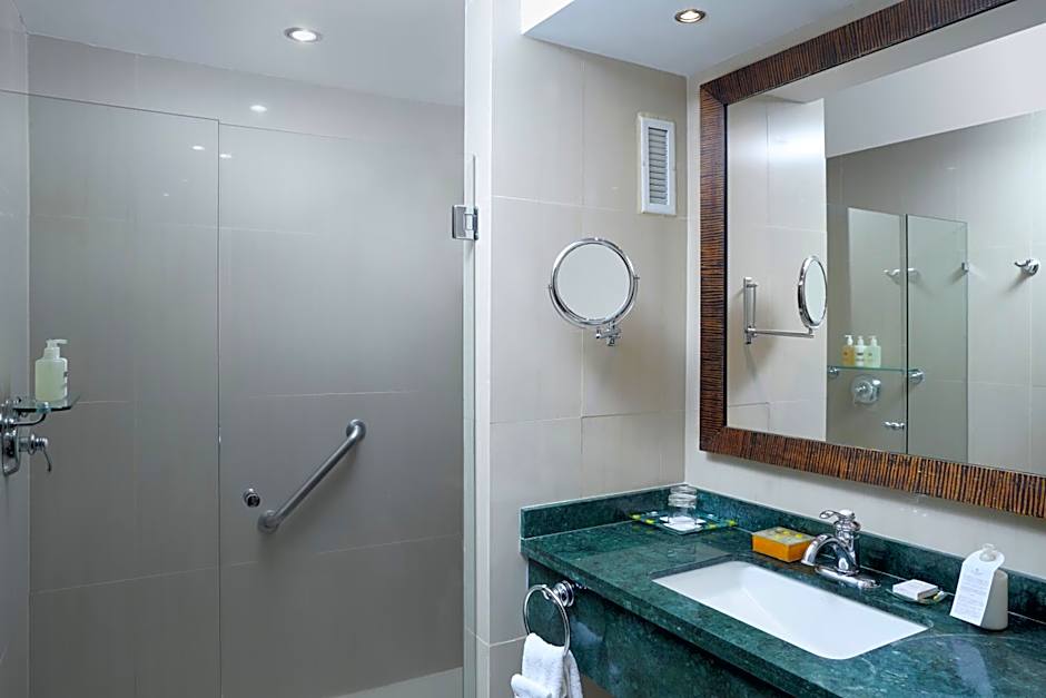 Renaissance by Marriott Caracas La Castellana Hotel