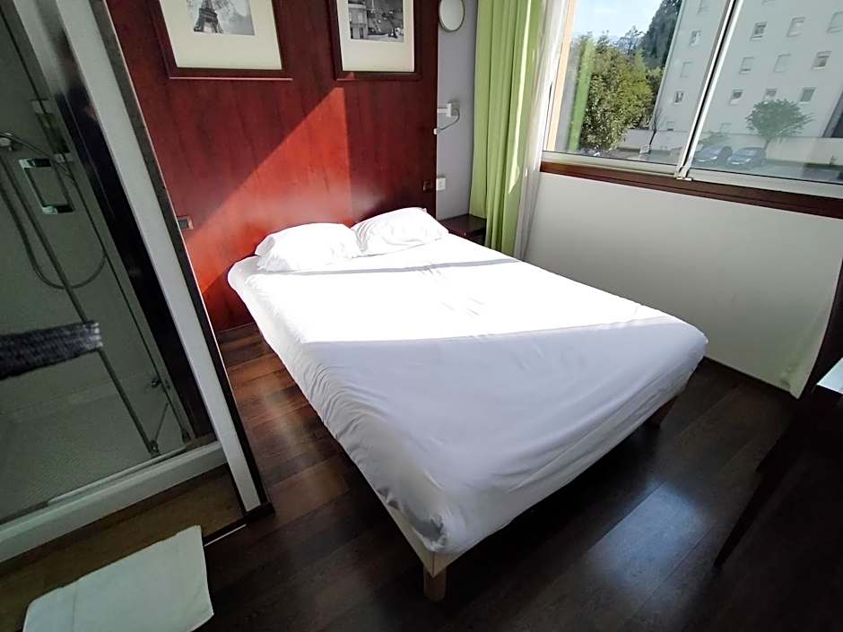 Hôtel Du Centre Annemasse