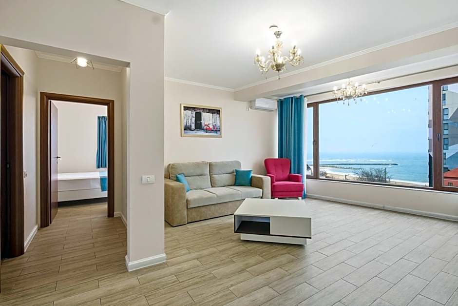 REYNA APART HOTEL
