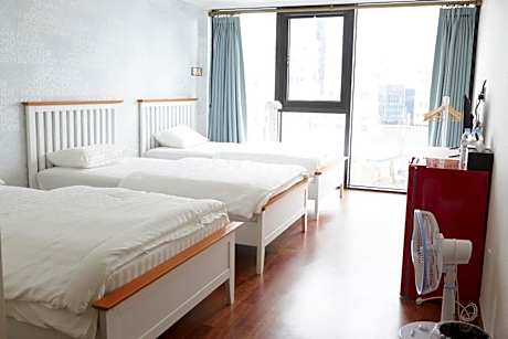 Triple Room with Private Bathroom