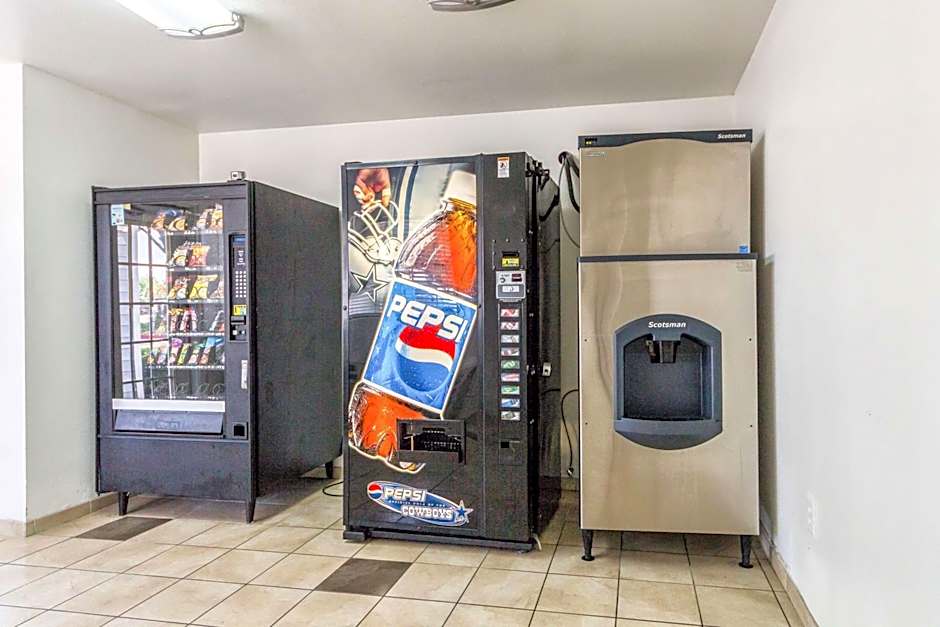 Studio 6-Dallas, TX - Northwest