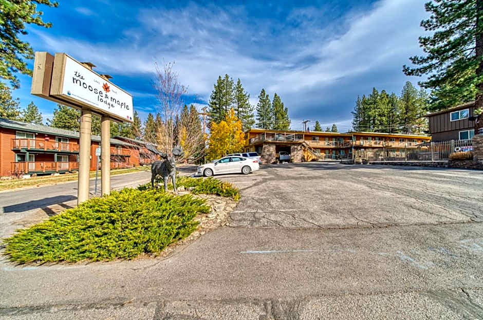 Moose and Maple Lodge