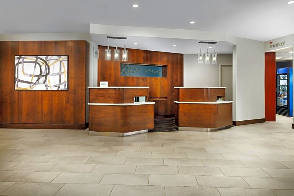 Courtyard by Marriott Manchester-Boston Regional Airport