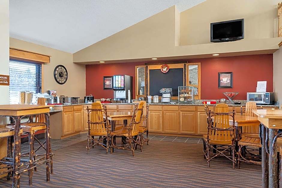 AmericInn by Wyndham Park Rapids