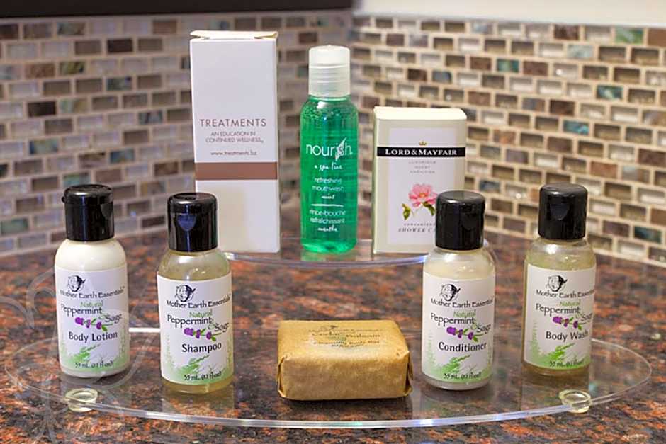 Chateau Lacombe Hotel