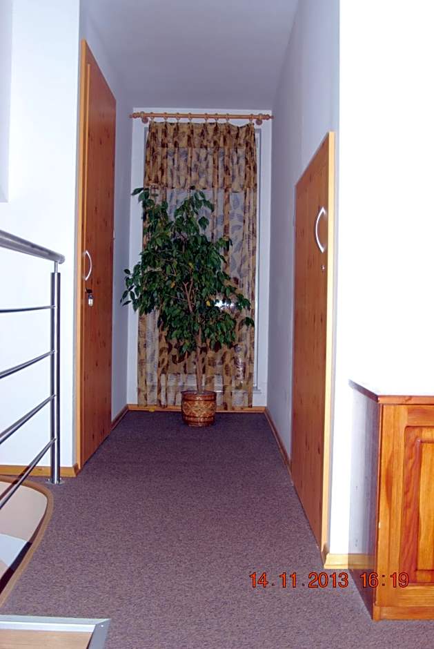 Zajazd i Restauracja "Myśliwskie Zacisze"