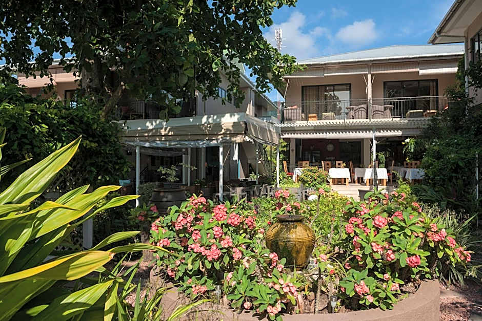 Le Repaire - Boutique Hotel & Restaurant