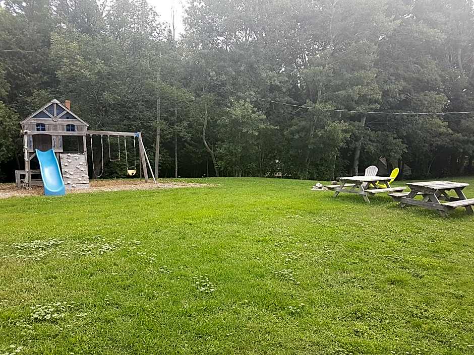 The Spirit Rock Outpost & Lodge