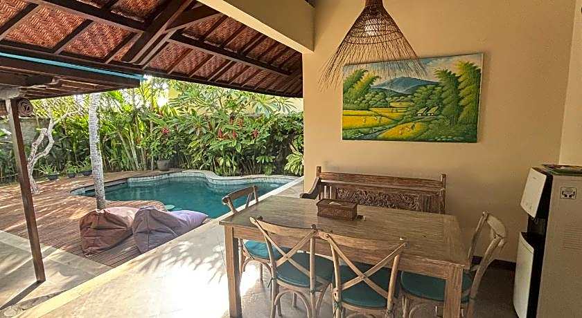 Breezy Point Villas