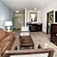 La Quinta Inn & Suites by Wyndham DFW Airport West - Euless