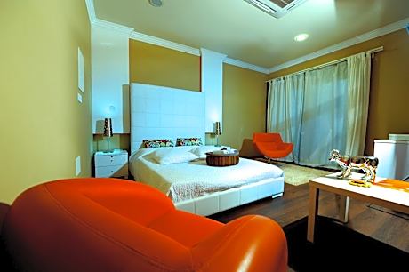 Family Two-Bedroom Suite with Spa Bath