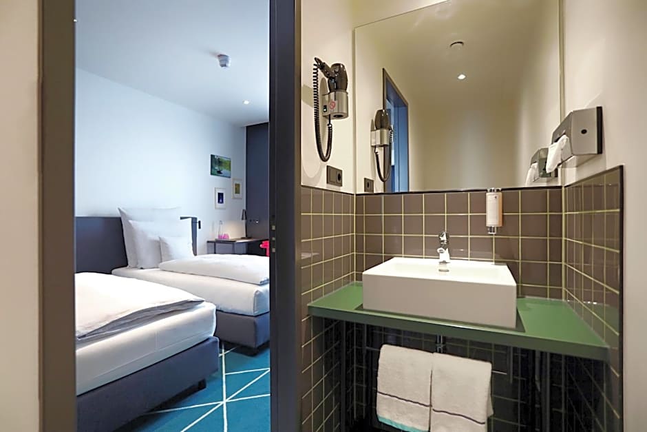 sander Hotel