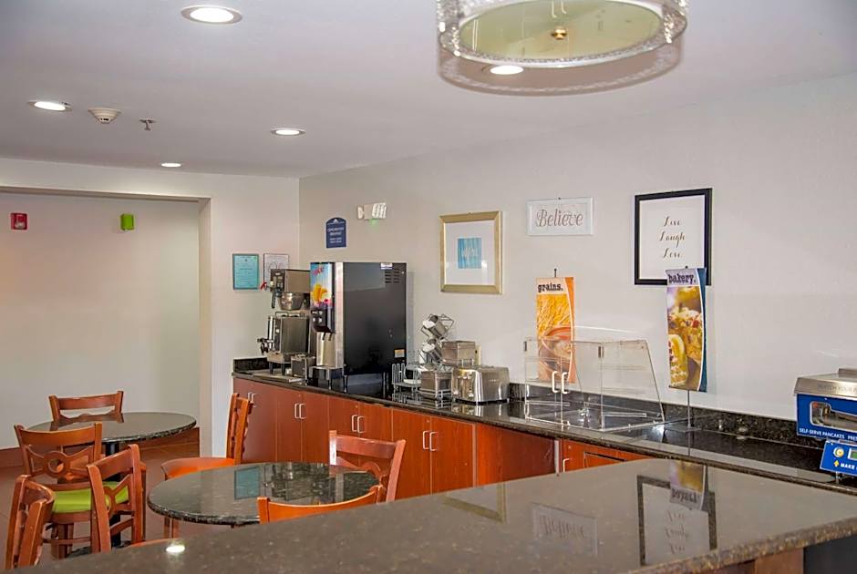 Microtel Inn & Suites By Wyndham Daphne/Mobile