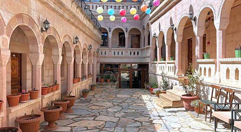 Nature Park Cave Hotel
