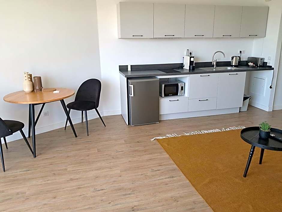 RESIDENCE SERVICES MONTANA Paris Clichy