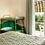 Hotel Caravel B&B