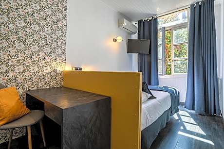 Comfort Double Room with Garden View