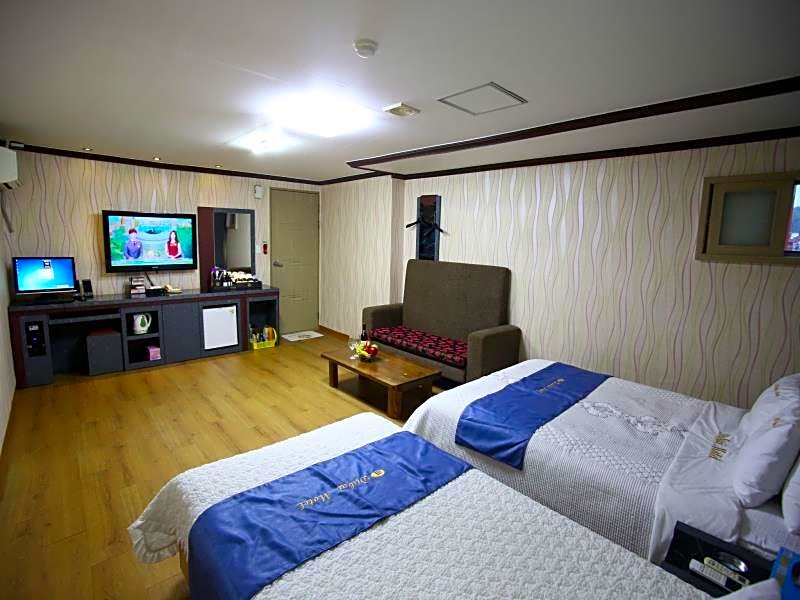 Goodstay Dubai Motel