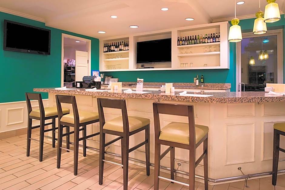 Hilton Garden Inn White Marsh