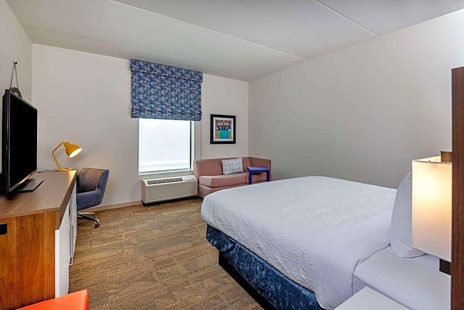 Hampton Inn By Hilton Baltimore Bayview Campus