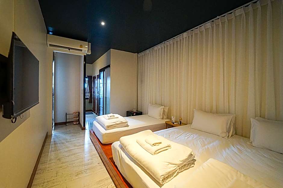 Within Korat Sawairiang