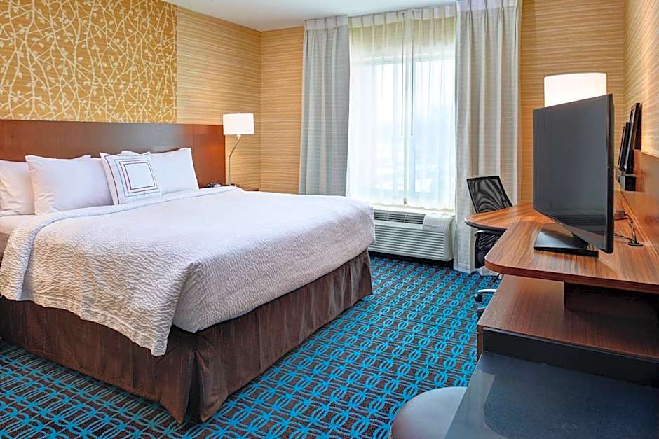 Fairfield Inn & Suites by Marriott Detroit Troy