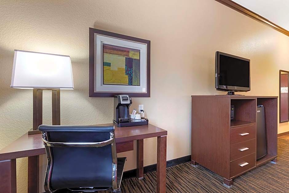 Best Western Plus Classic Inn And Suites