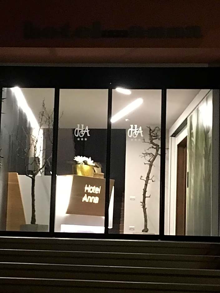 Hotel Anna