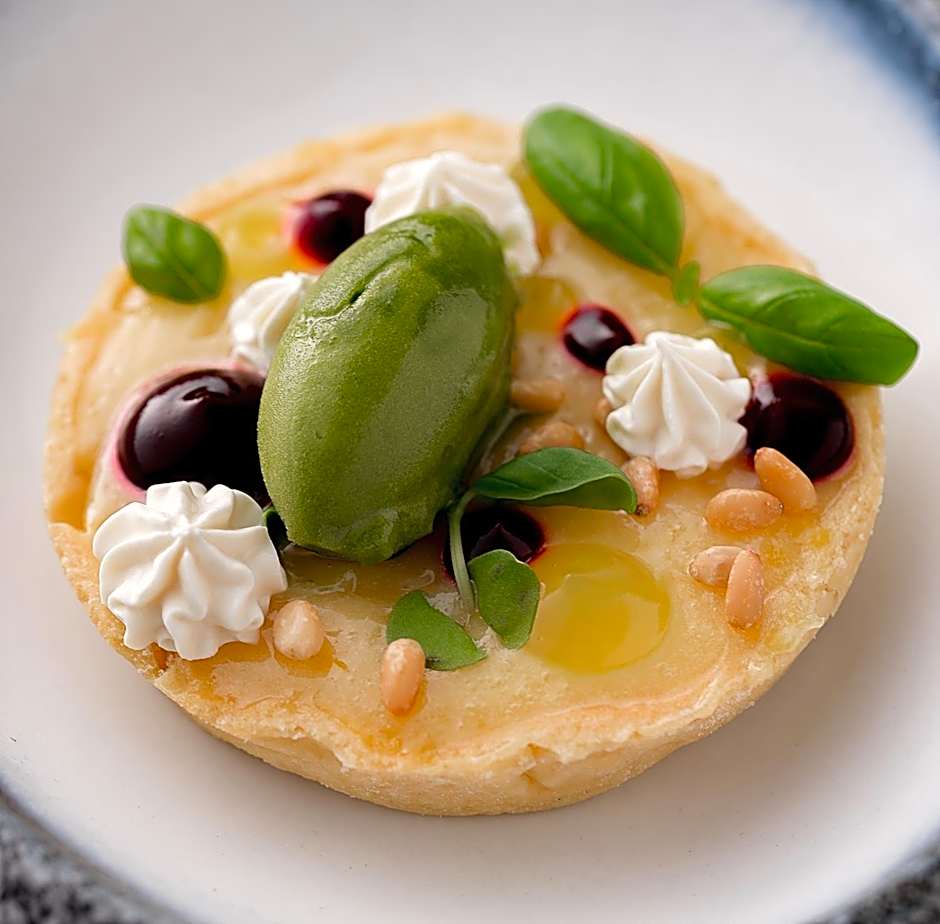 San Pietro Hotel & Restaurant