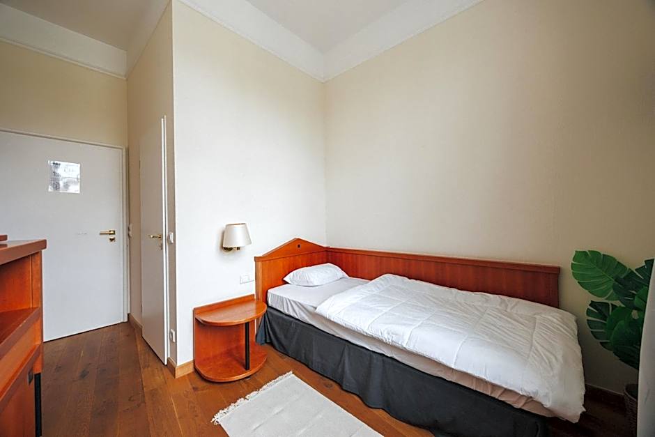 Celine Hotel