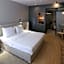 Adresa Suites