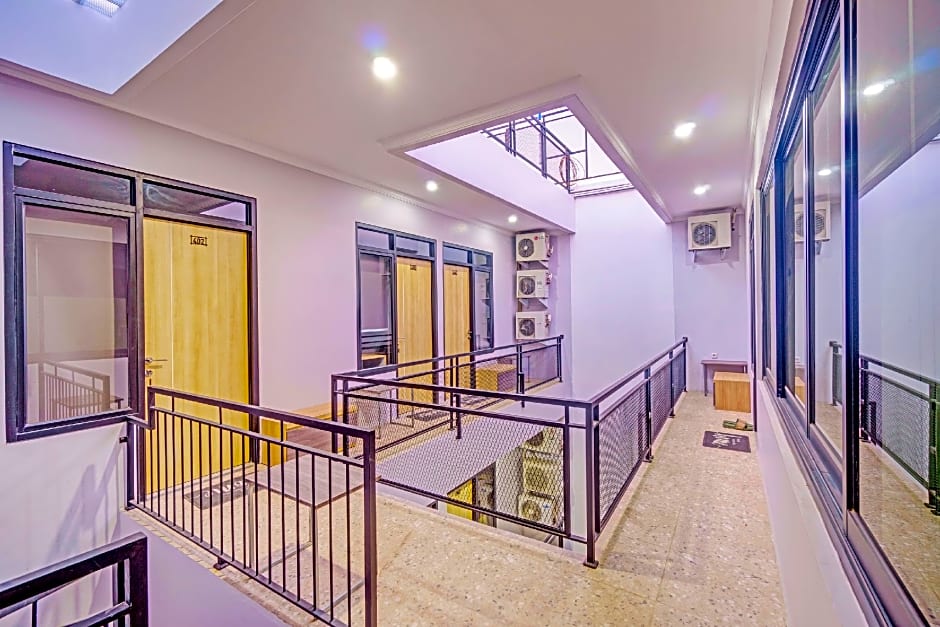Capital O 93068 D Twinz House Syariah